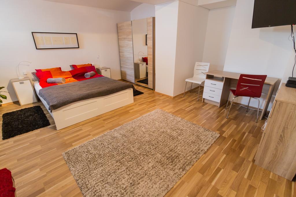 Apartment At Pavilion ซาเกร็บ ภายนอก รูปภาพ